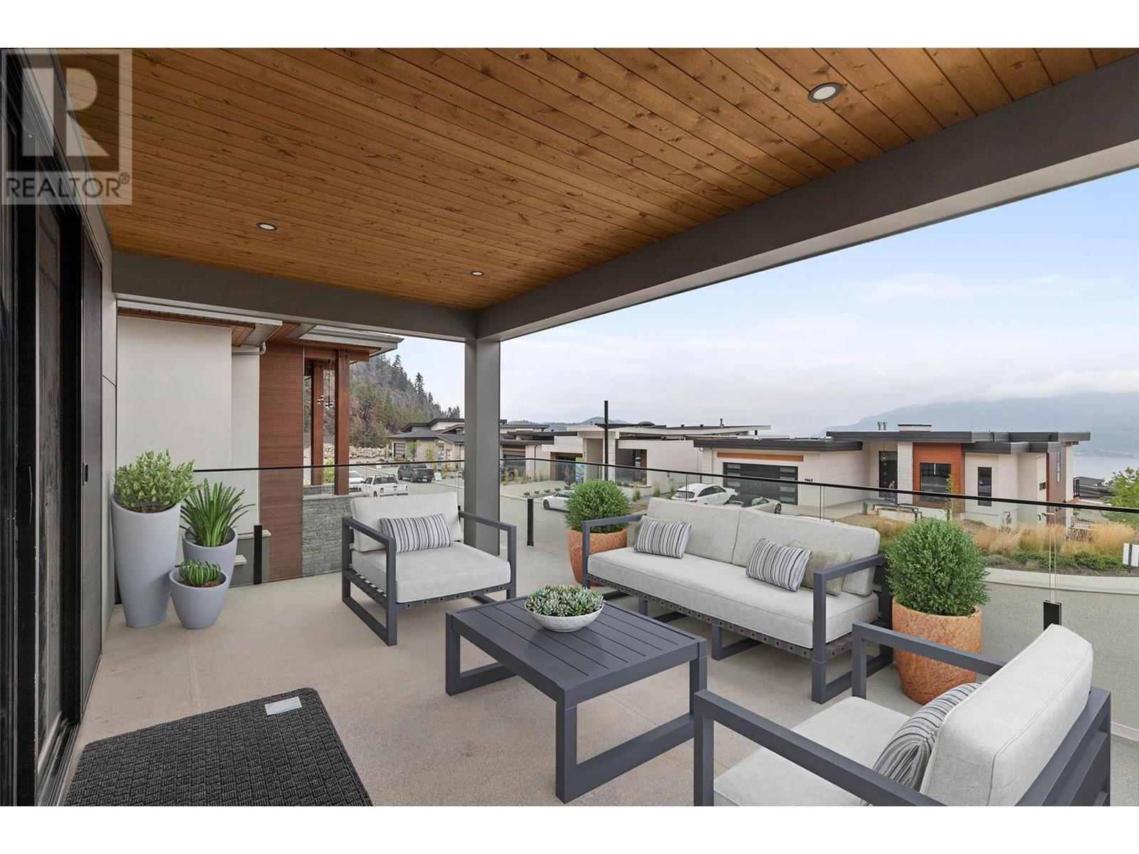 9841 Beacon Hill Drive