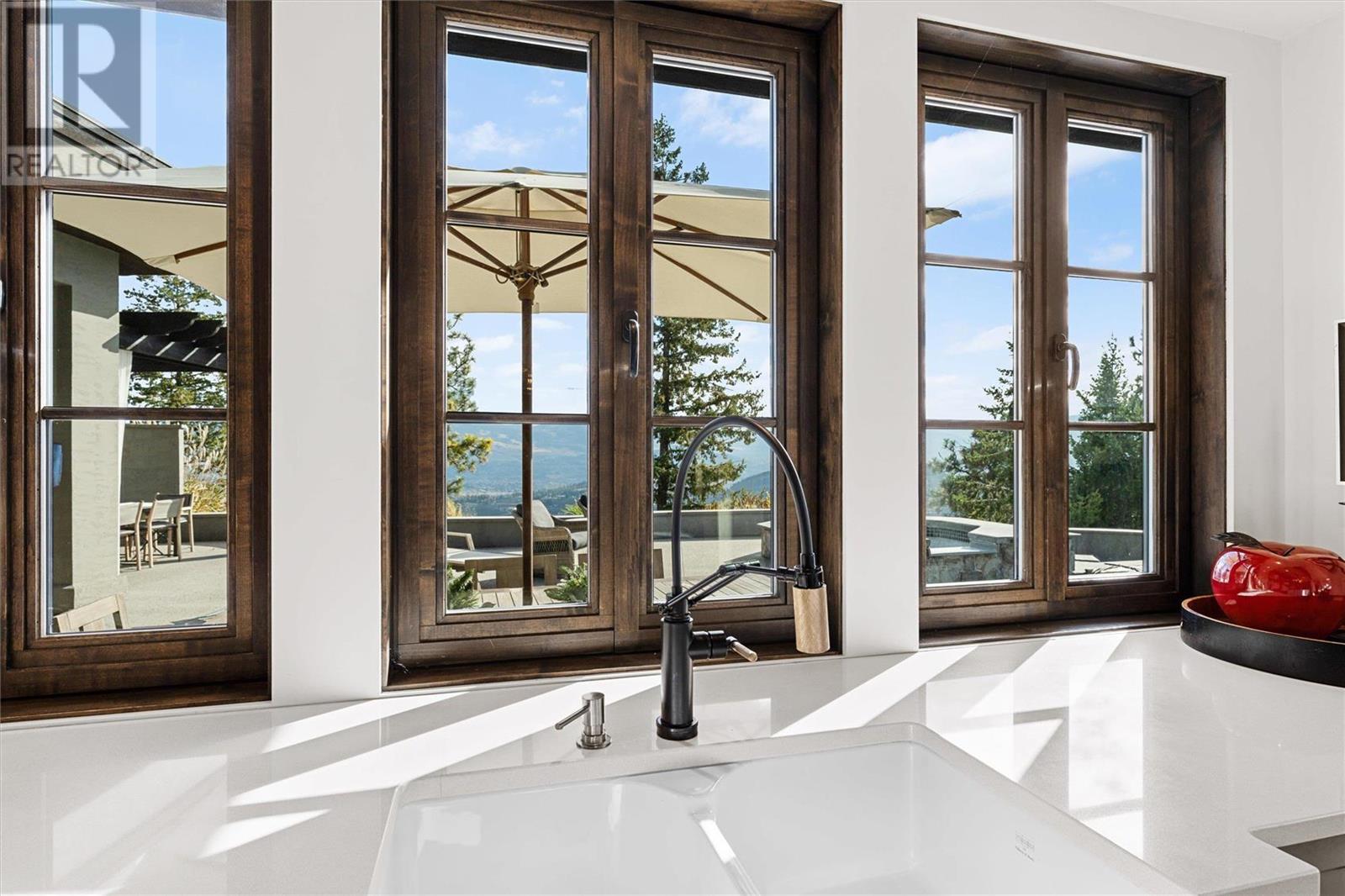 157 Ledge Rock Court