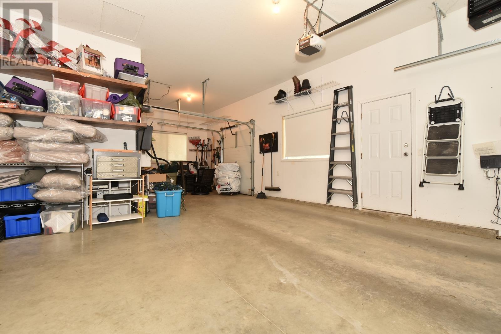 2525 Valley Place