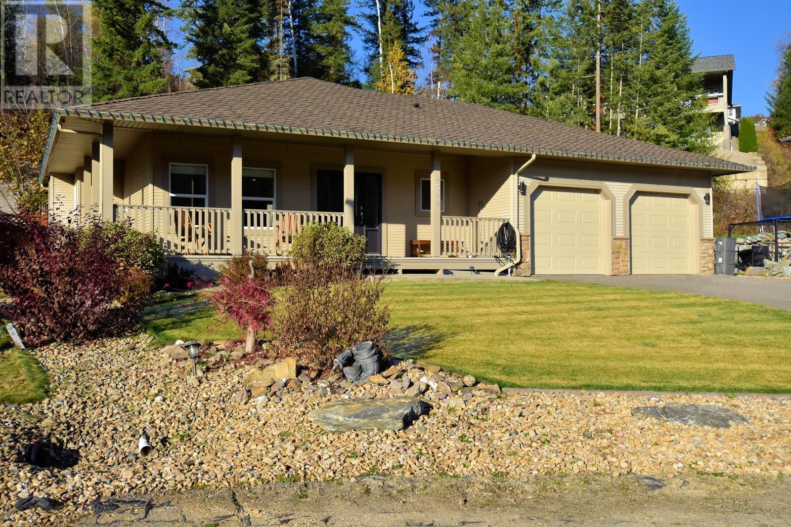 2525 Valley Place