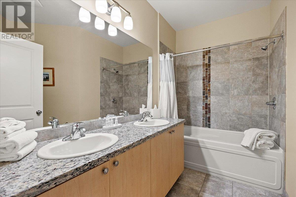 4205 Gellatly Road Unit# 337, #337