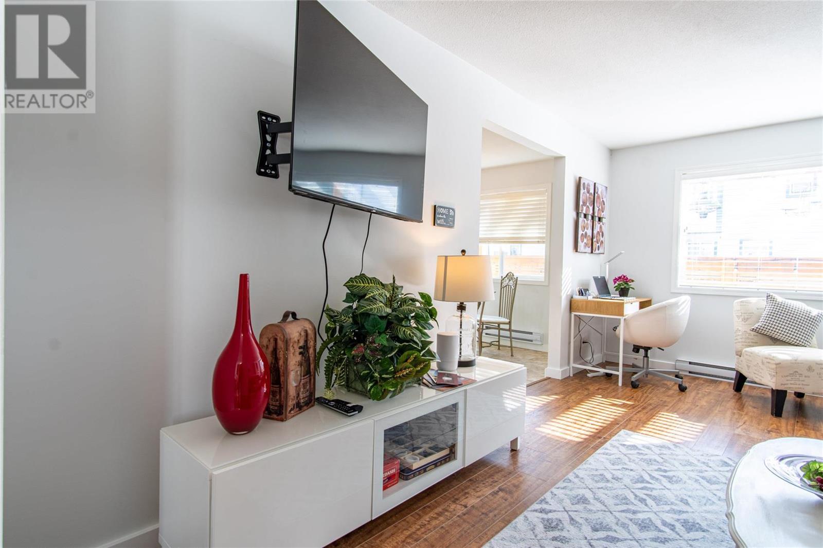 678 WADE Avenue Unit# 102, #102