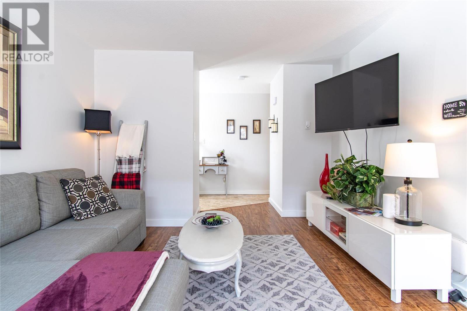 678 WADE Avenue Unit# 102, #102