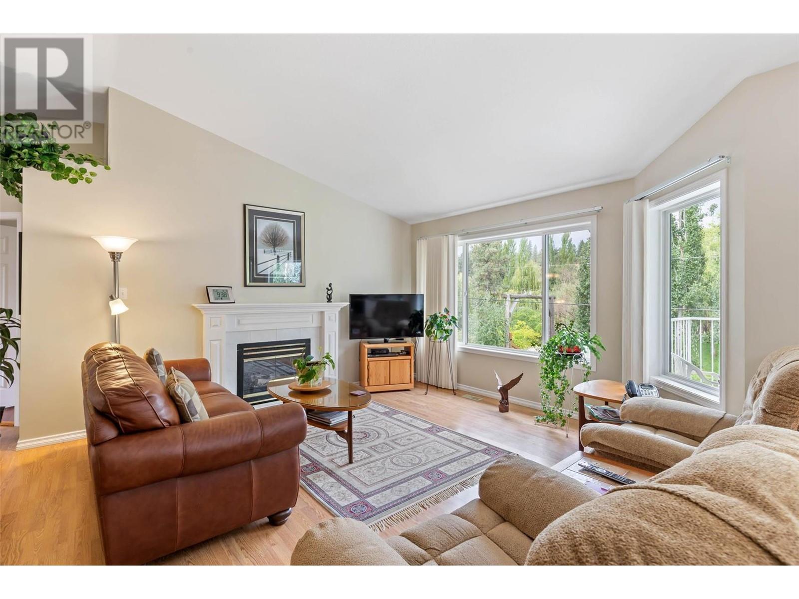 11290 Bond Road Unit# 11, #11