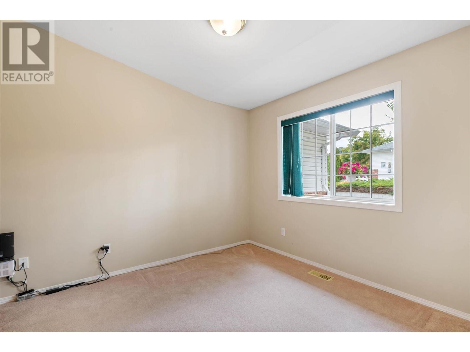 11290 Bond Road Unit# 11, #11