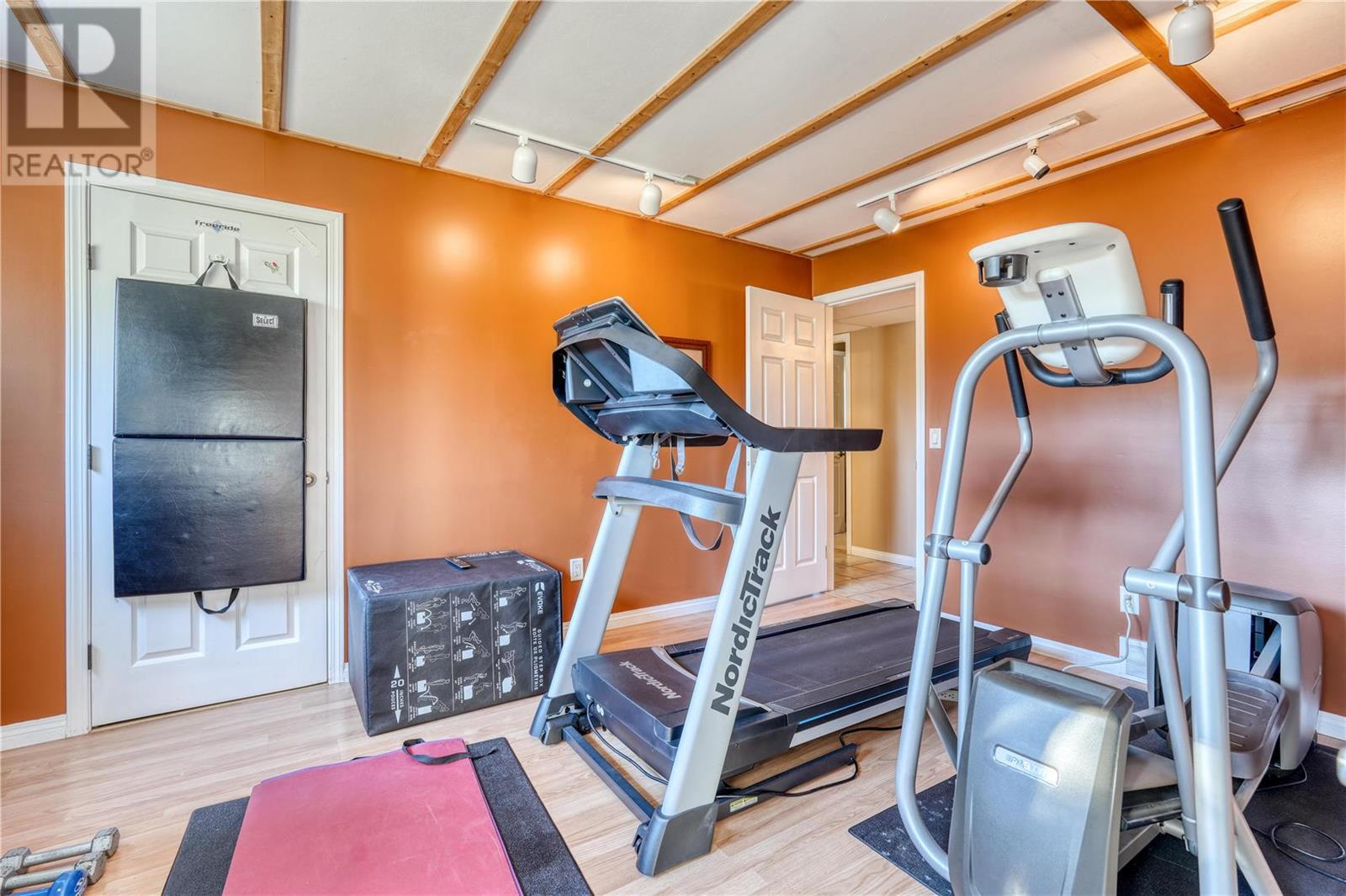 5203 Silver Court