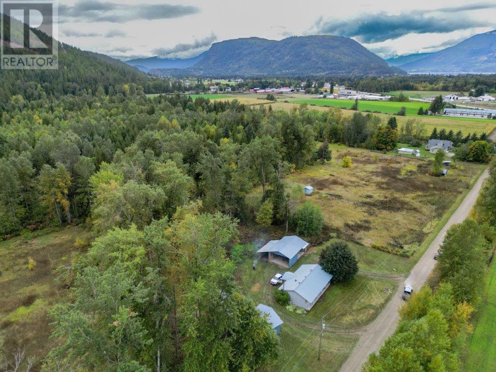 1500 Stadnicki Road