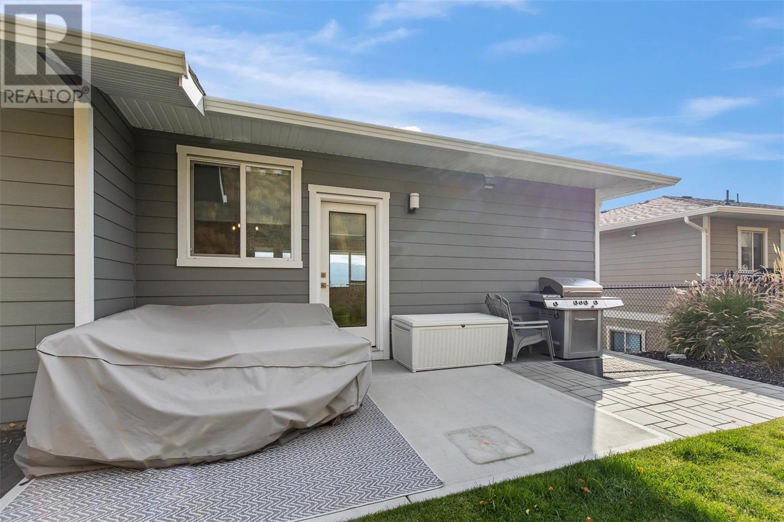 2612 Paramount Drive