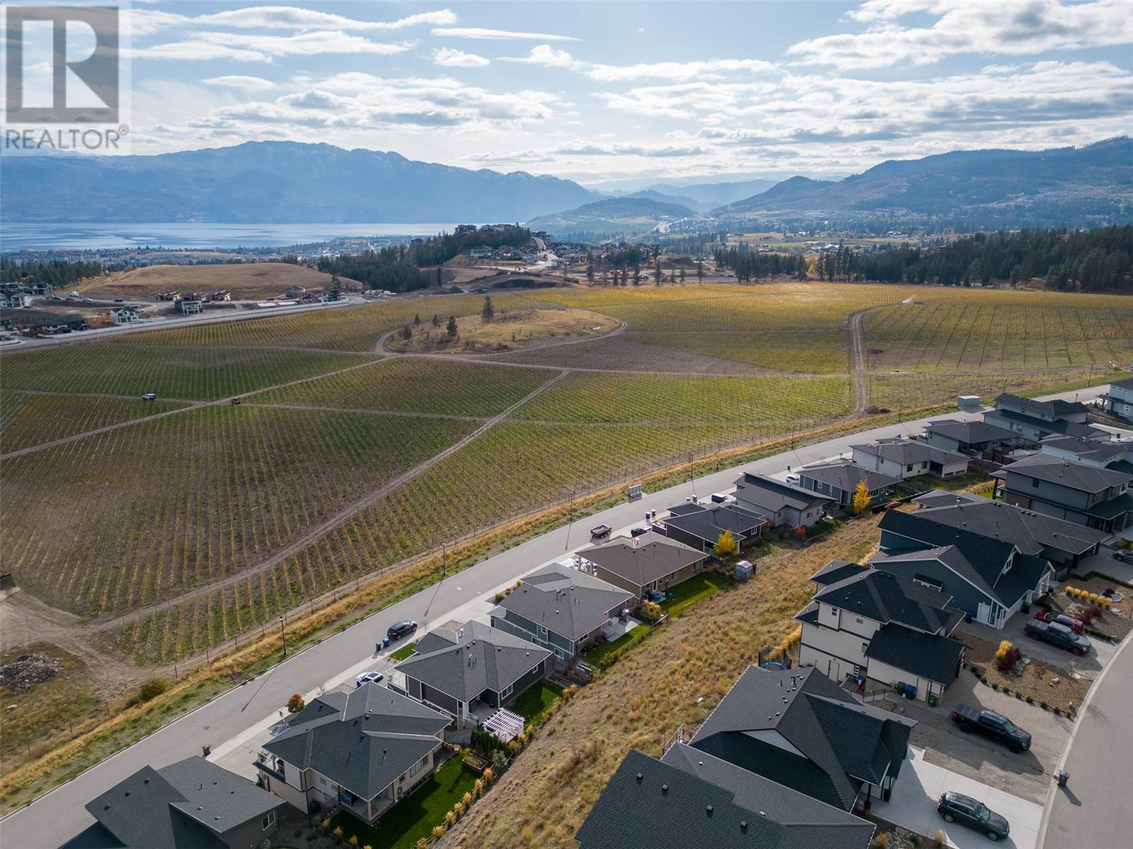 2612 Paramount Drive