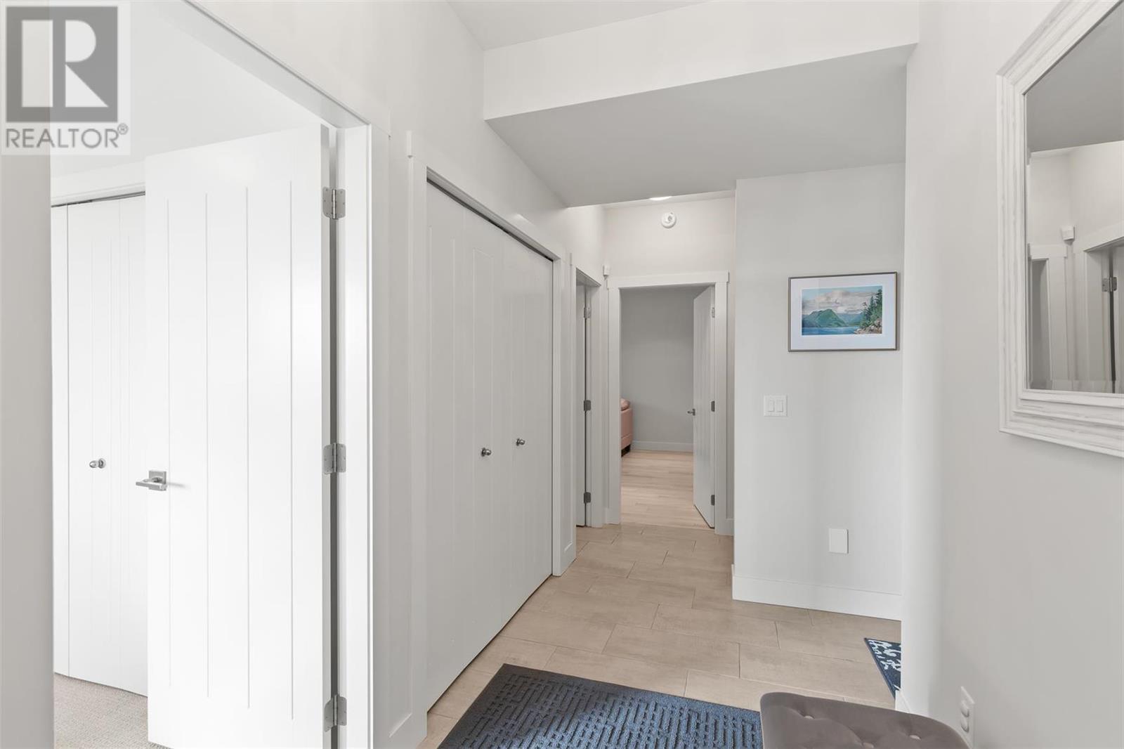 2612 Paramount Drive