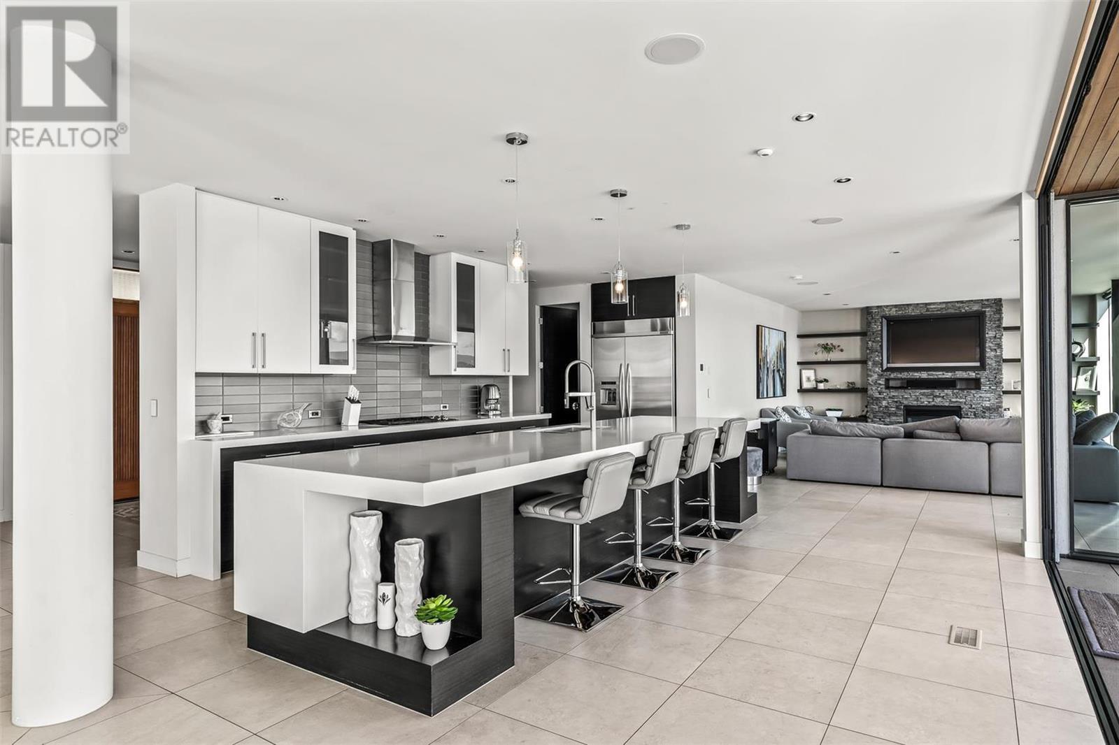 901 Westside Road S Unit# 15, #15