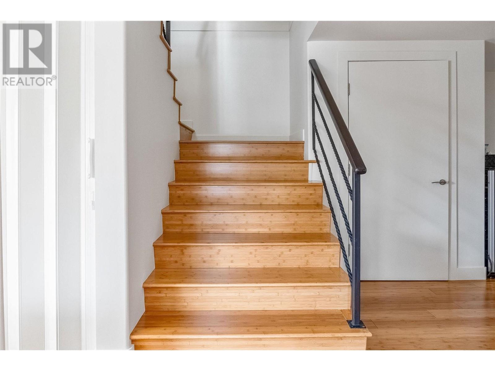 1156 Sunset Drive Unit# 321, #321
