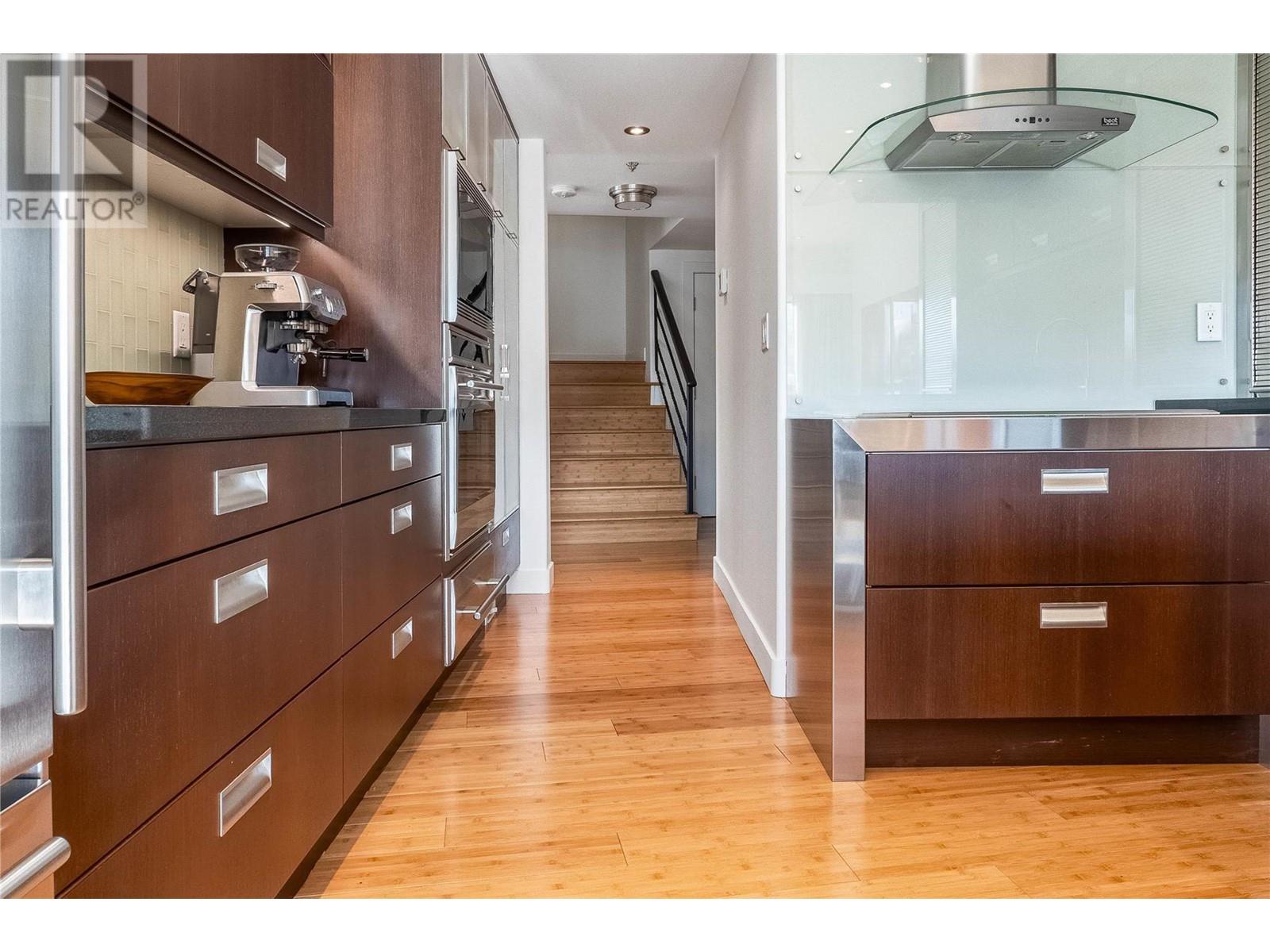 1156 Sunset Drive Unit# 321, #321