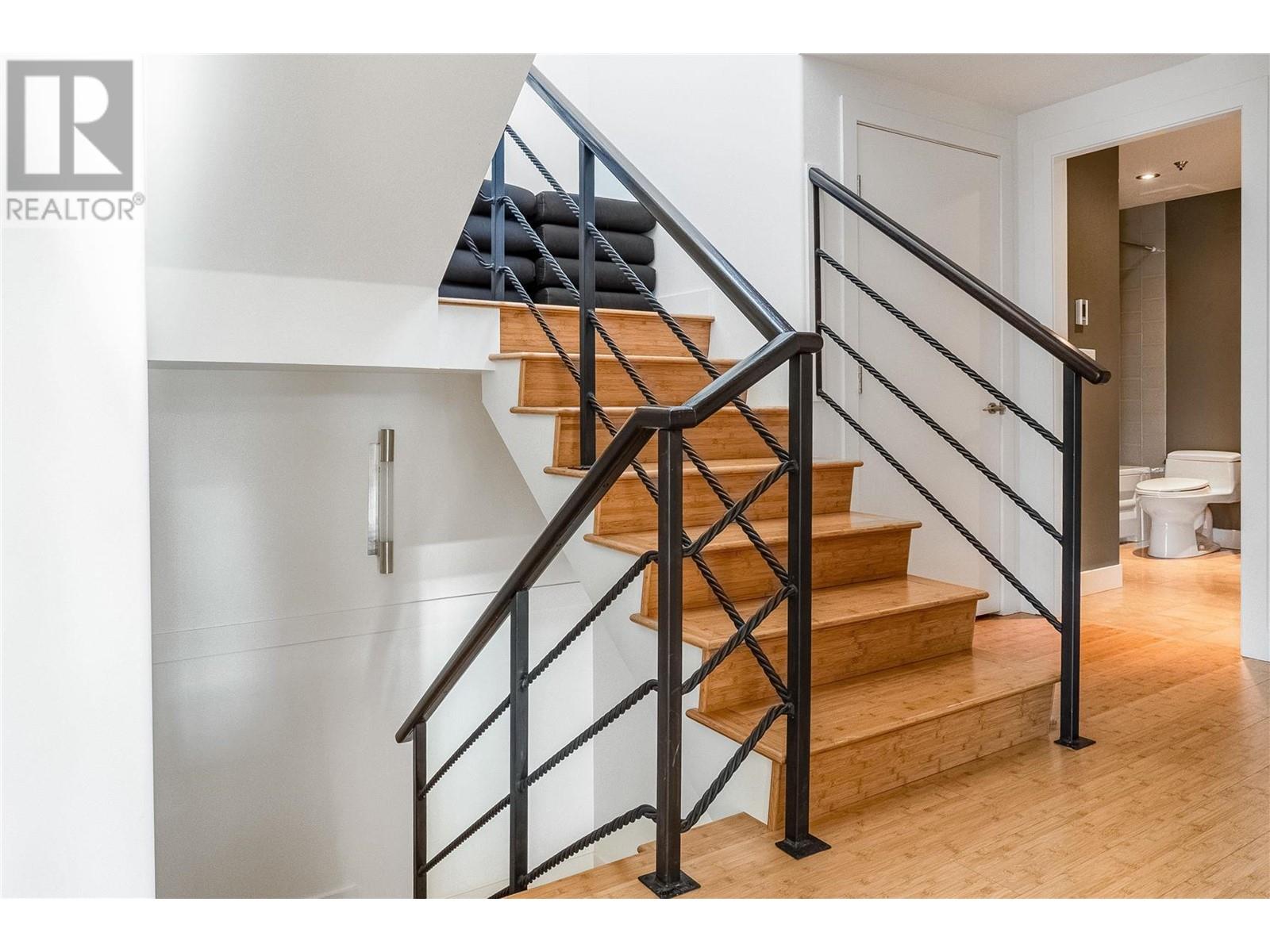 1156 Sunset Drive Unit# 321, #321