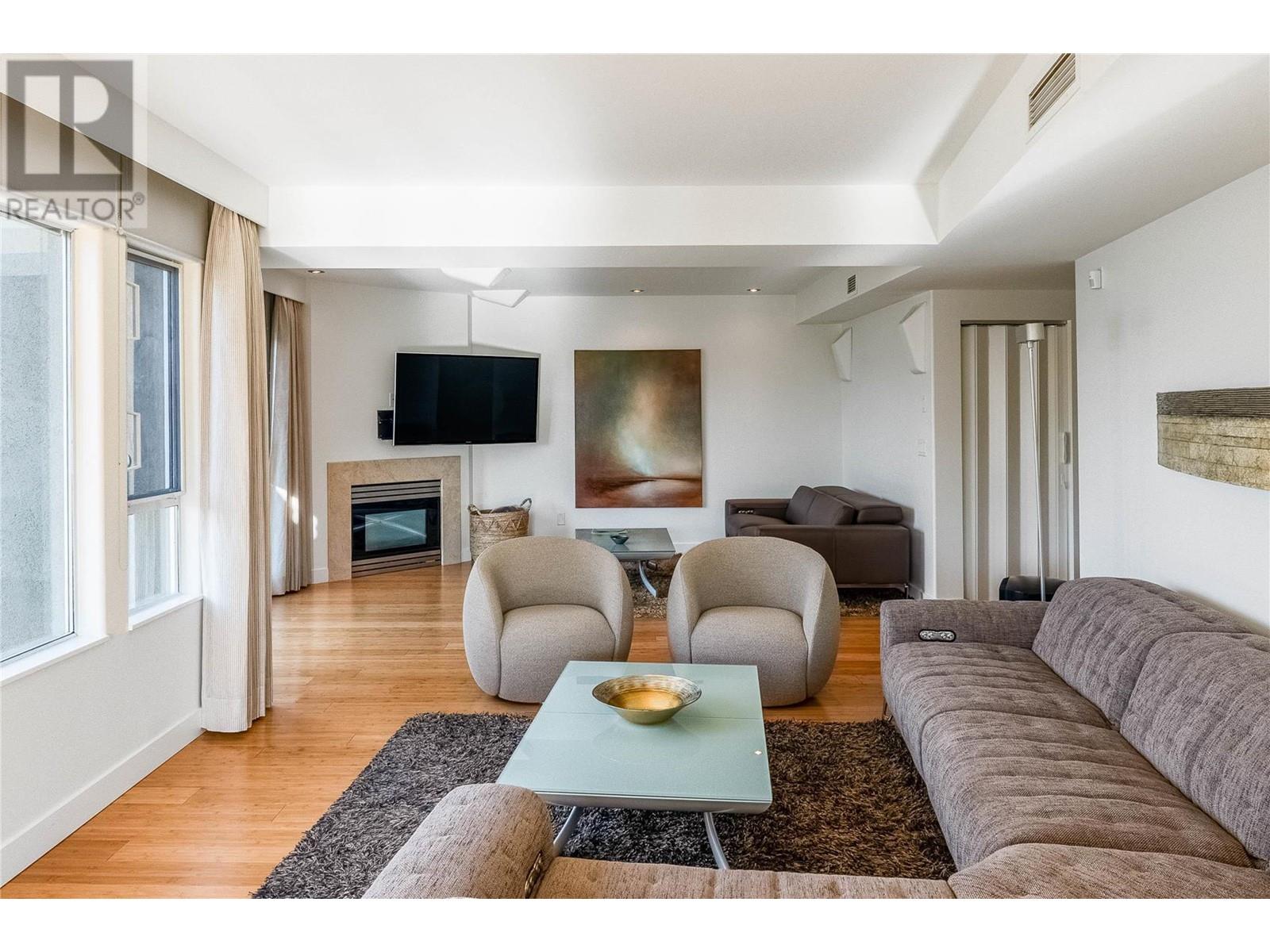 1156 Sunset Drive Unit# 321, #321