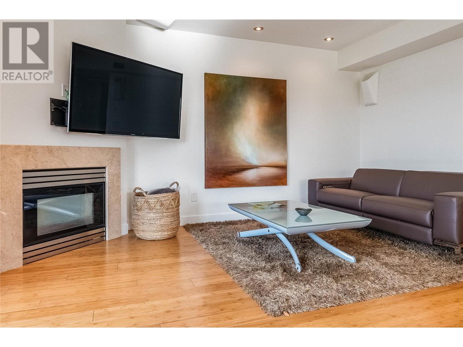 1156 Sunset Drive Unit# 321, #321