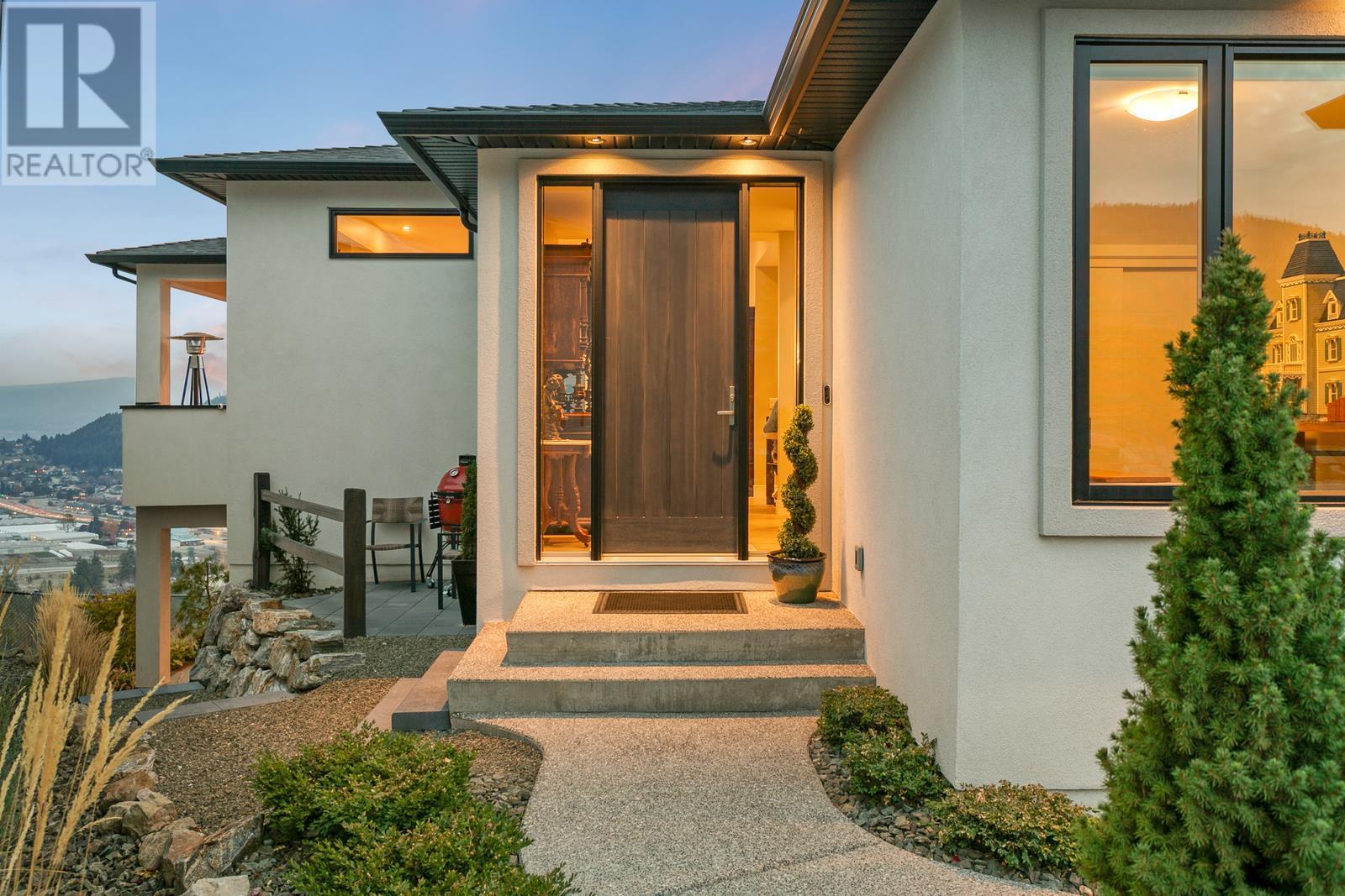 2506 Hedgestone Drive