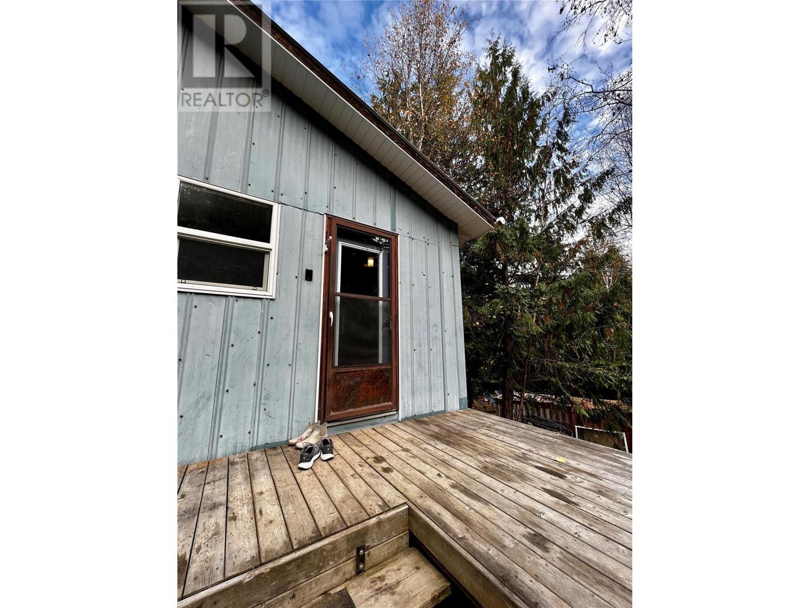 3713 Cameron Road