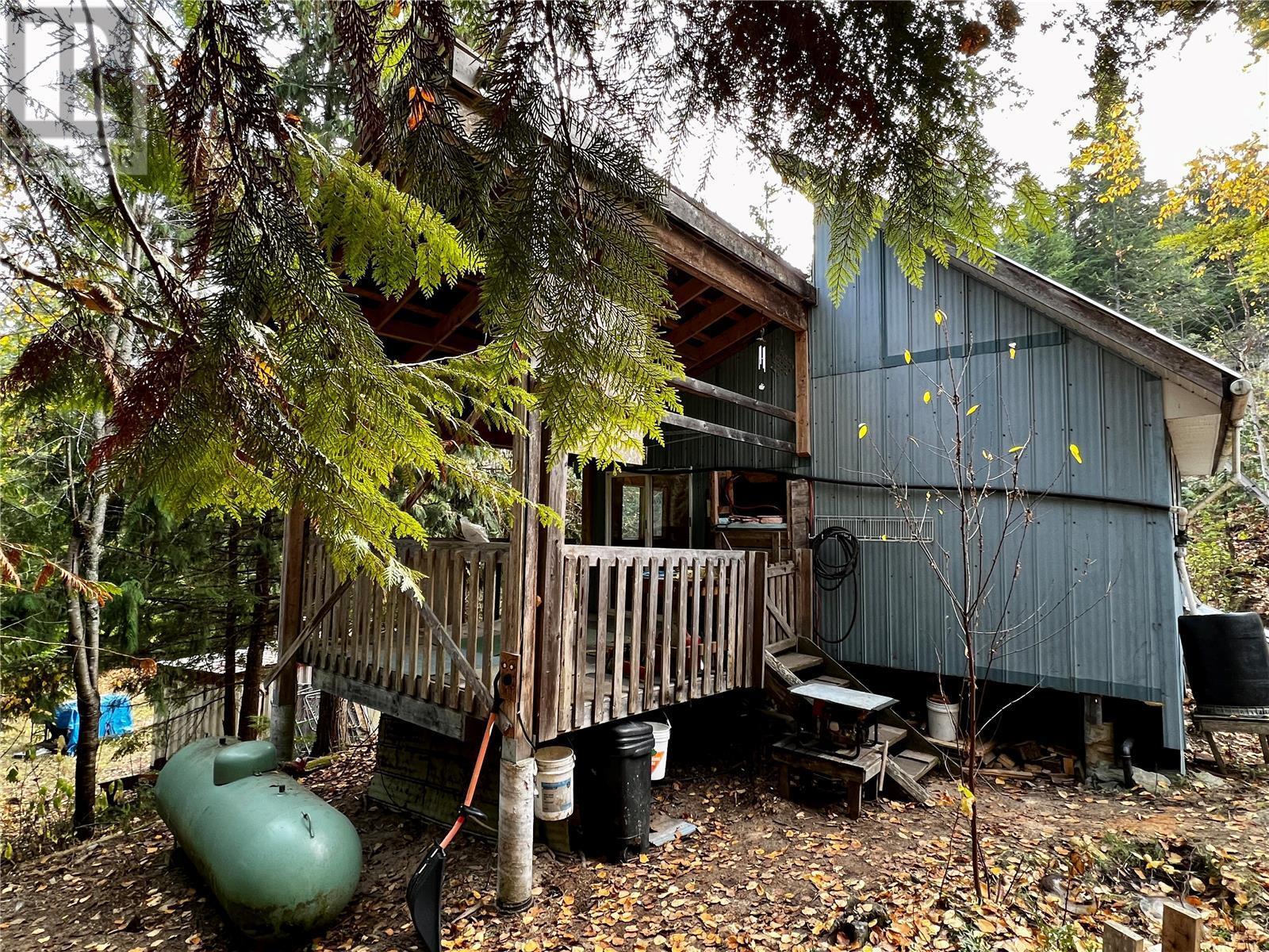3713 Cameron Road