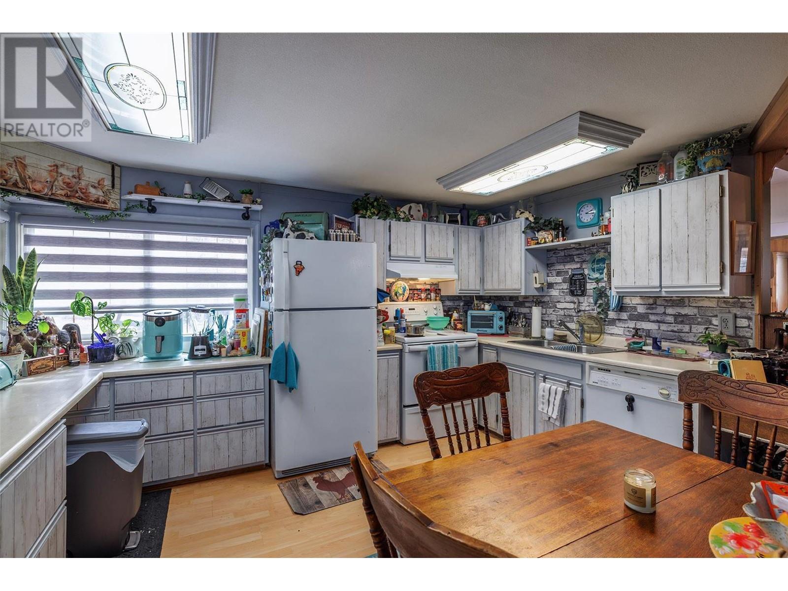 15911 Trask Road