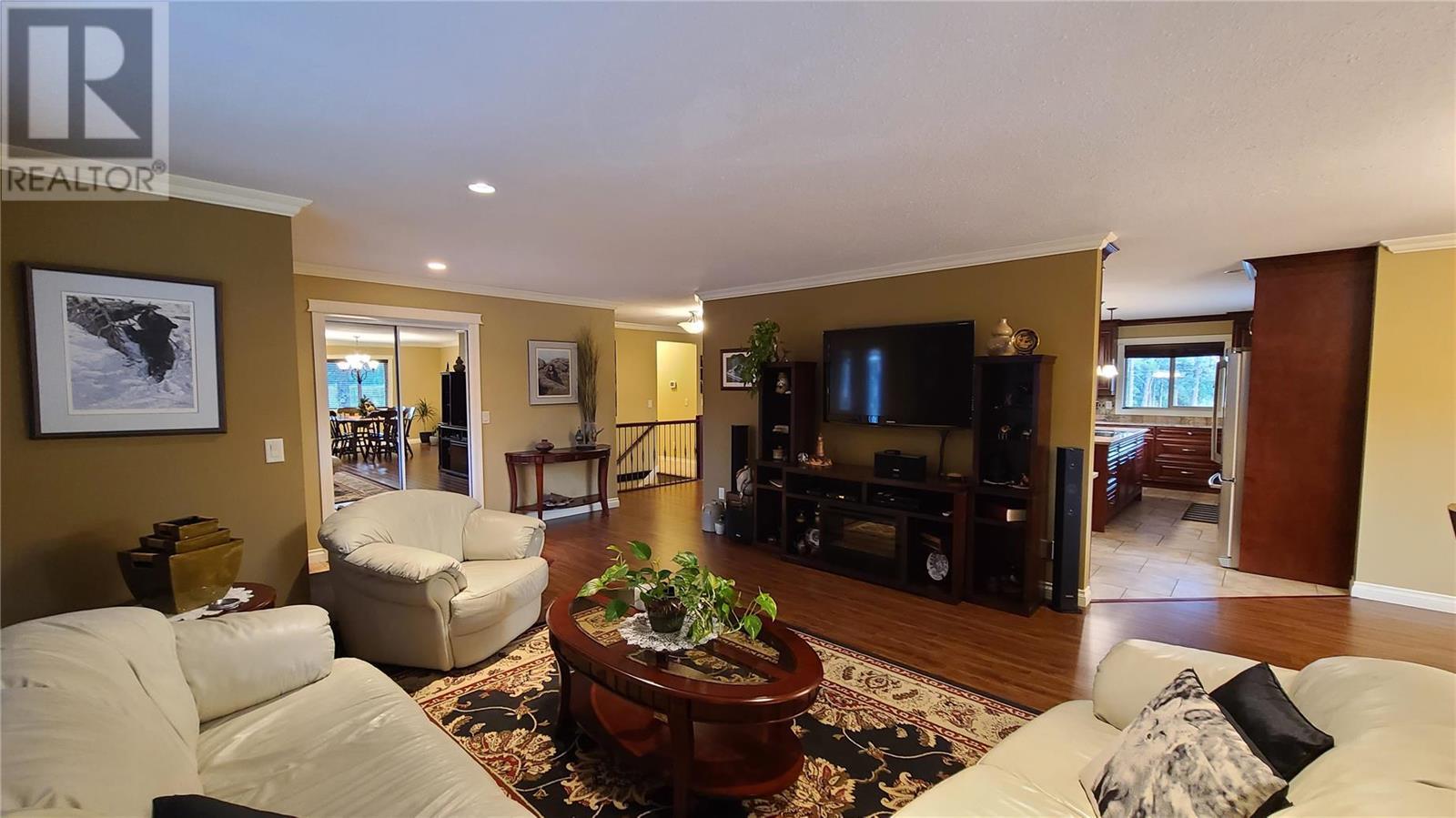 124 SPORTSMENS BOWL Road