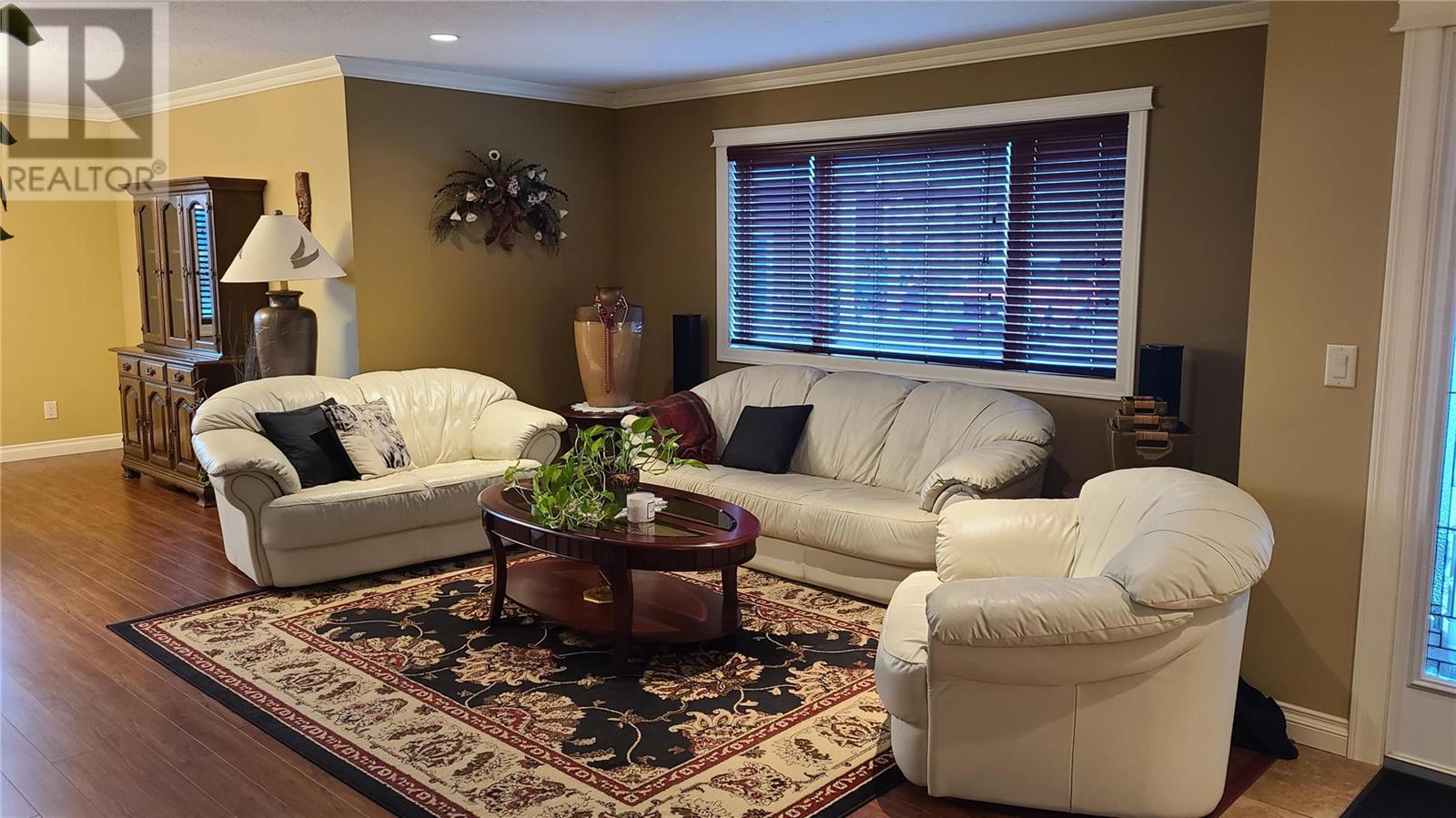 124 SPORTSMENS BOWL Road