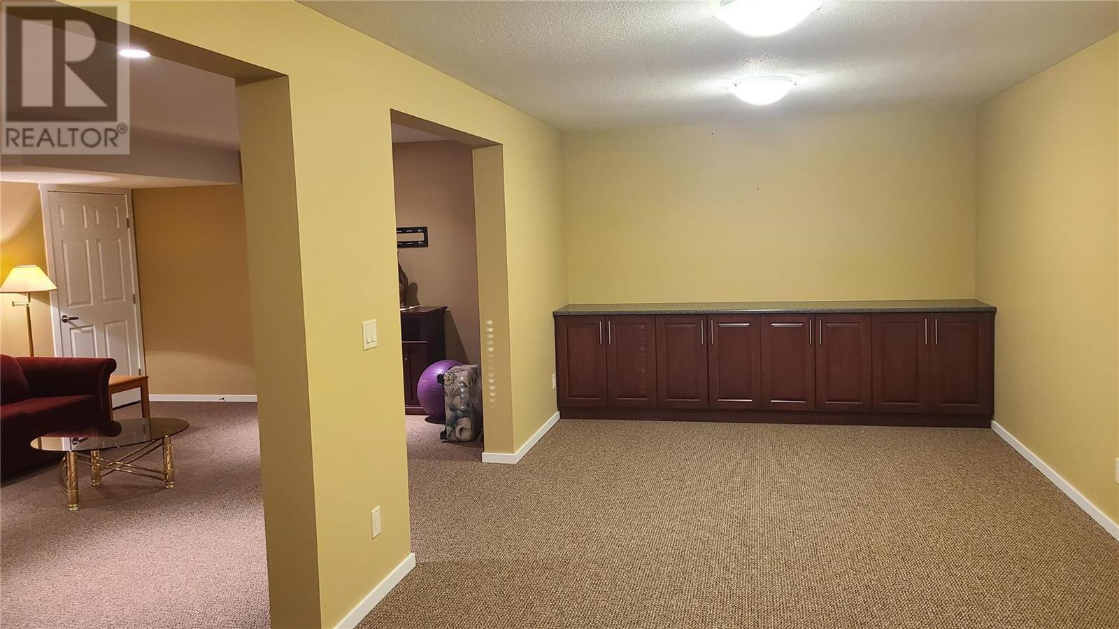 124 SPORTSMENS BOWL Road