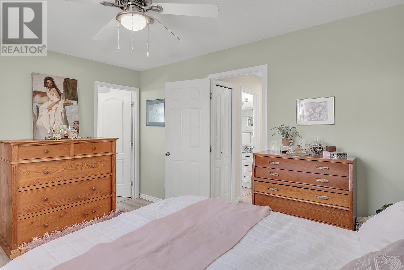 3105 Shannon Place