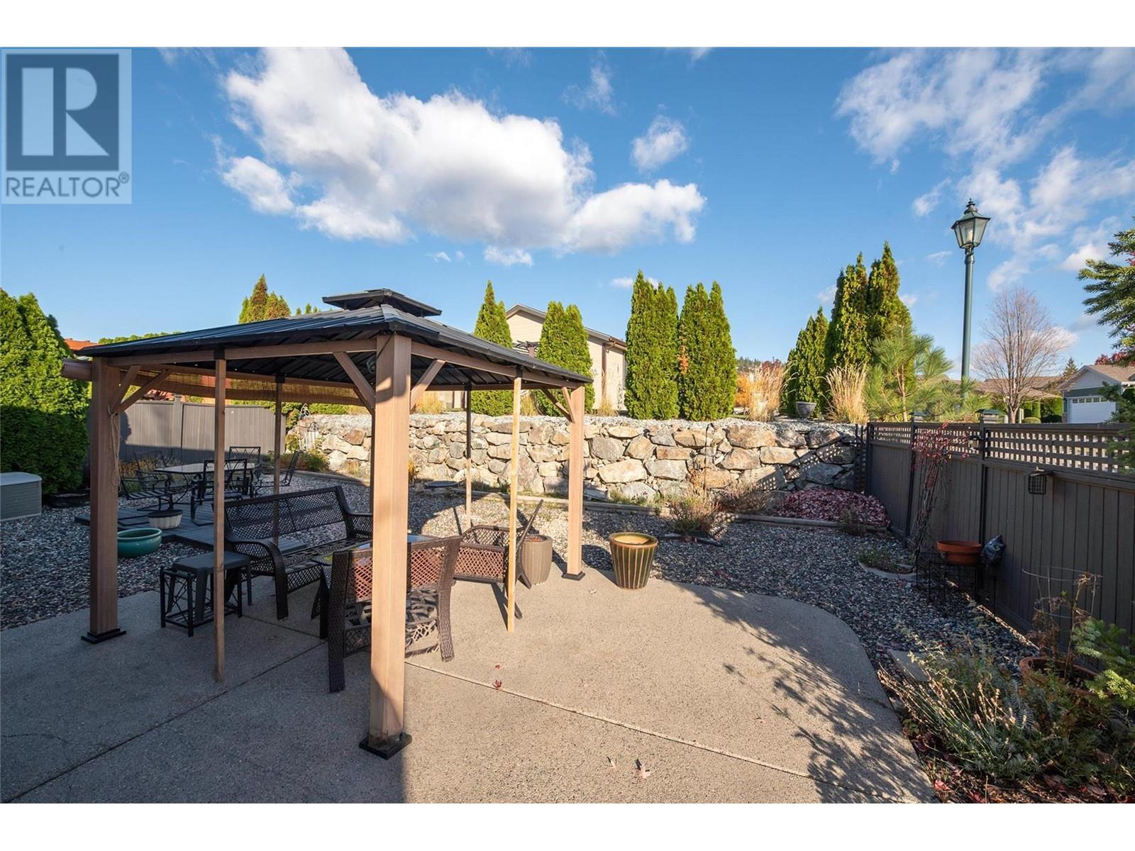 2202 Mimosa Drive
