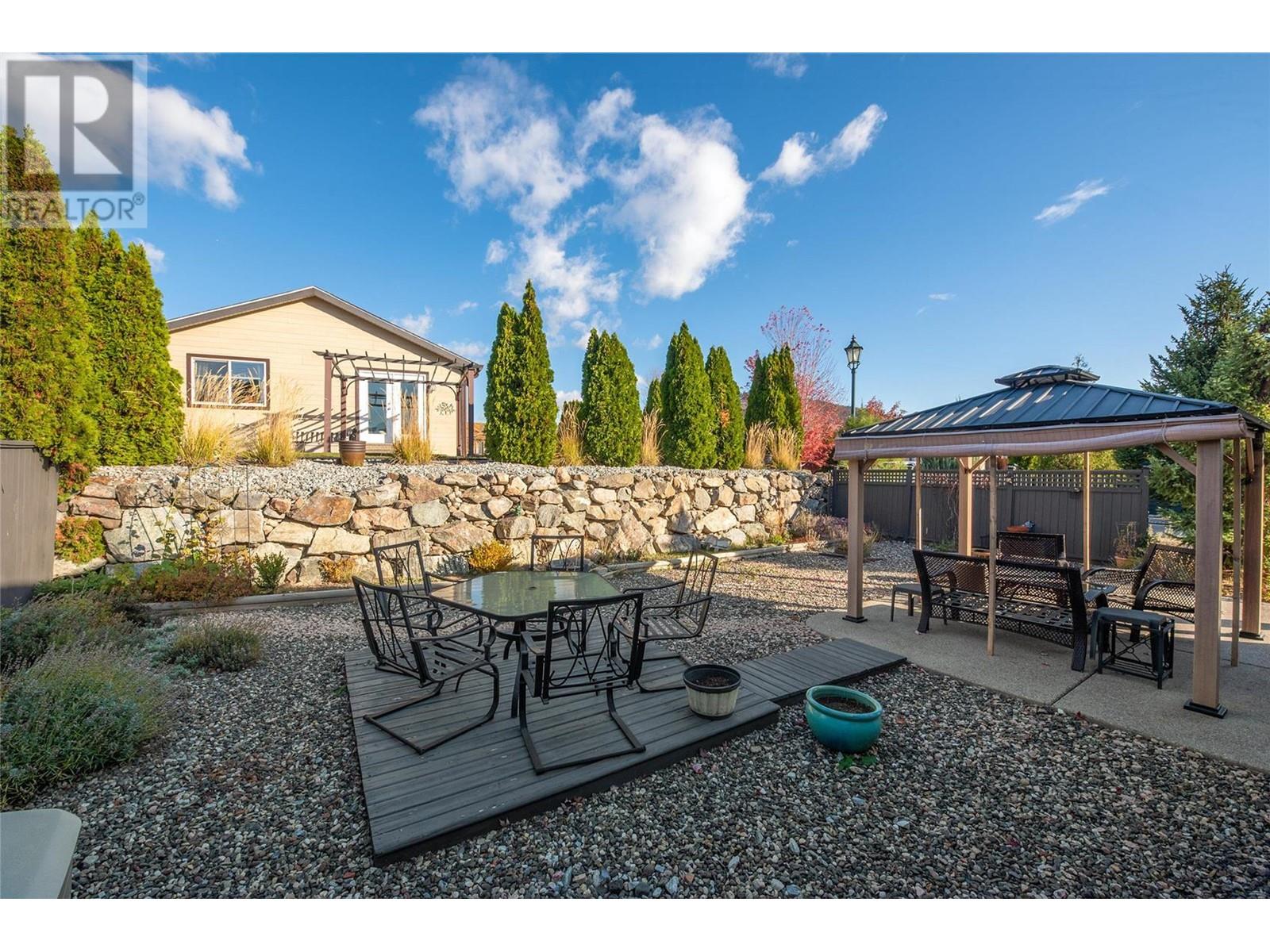 2202 Mimosa Drive