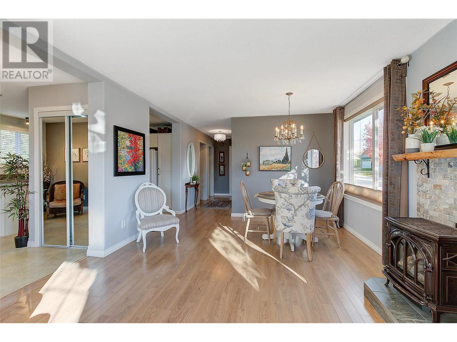 2202 Mimosa Drive
