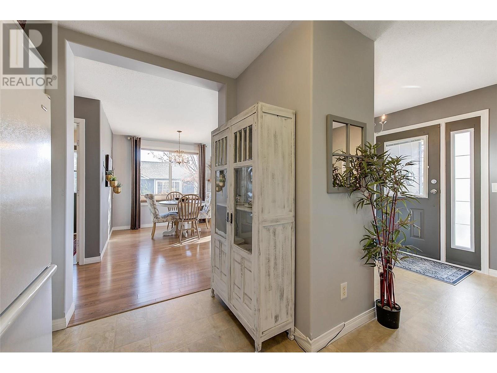 2202 Mimosa Drive