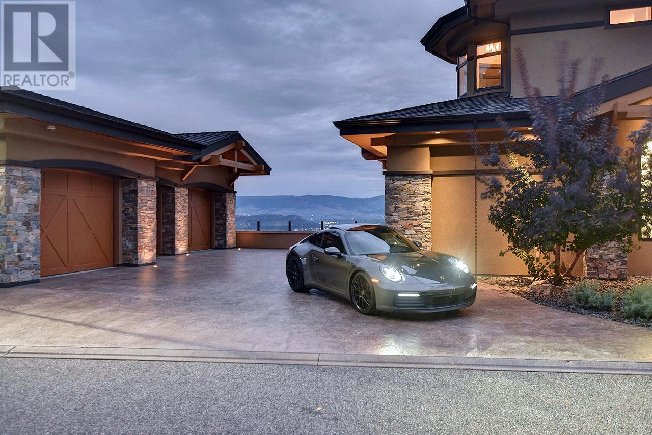 1900 Diamond View Drive