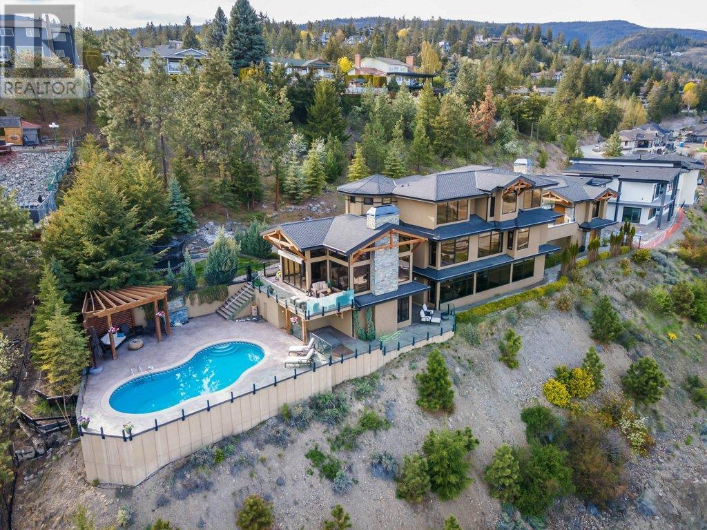 1900 Diamond View Drive