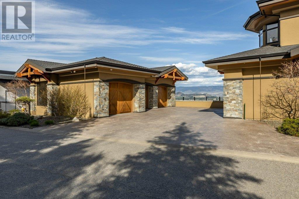 1900 Diamond View Drive