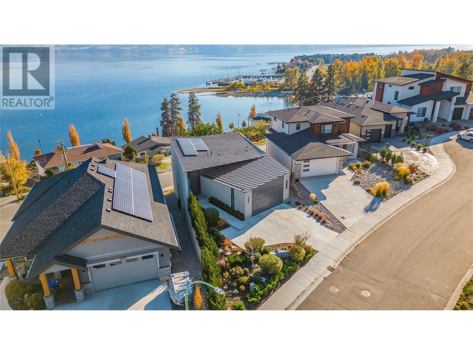 3985 Beachview Drive