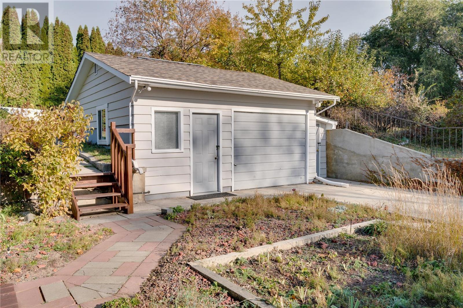 832 Ogden Road