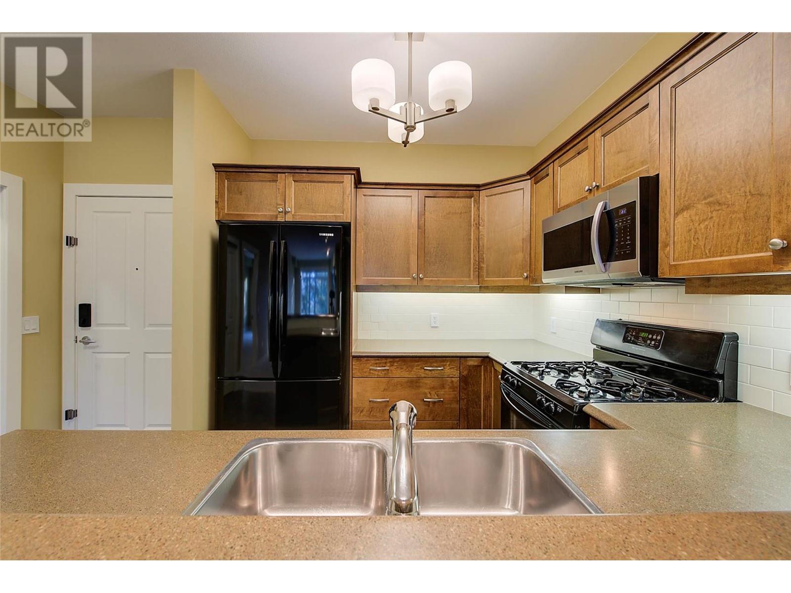 2532 Shoreline Drive Unit# 214, #214