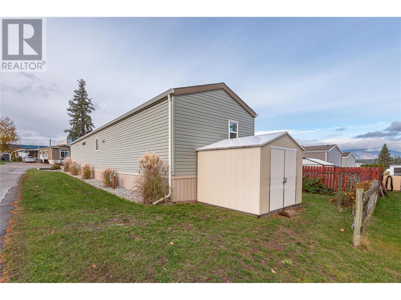3350 10 Avenue NE Unit# 44, #44