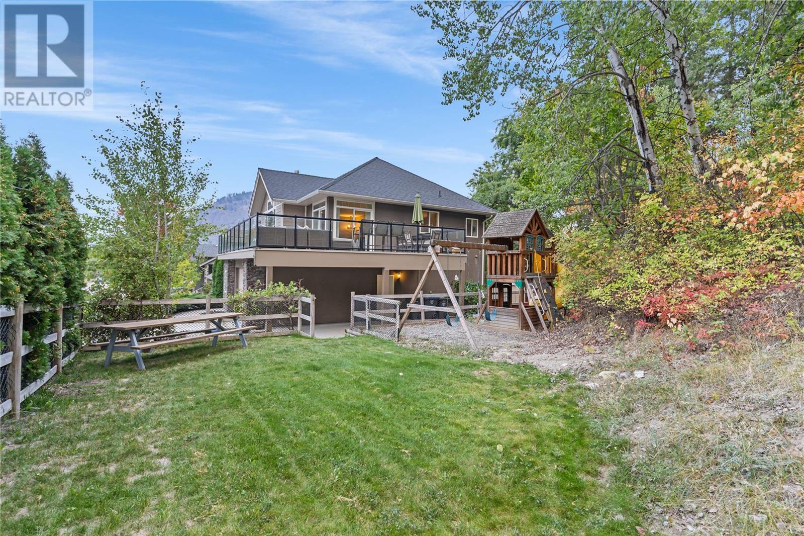 2160 Shelby Crescent