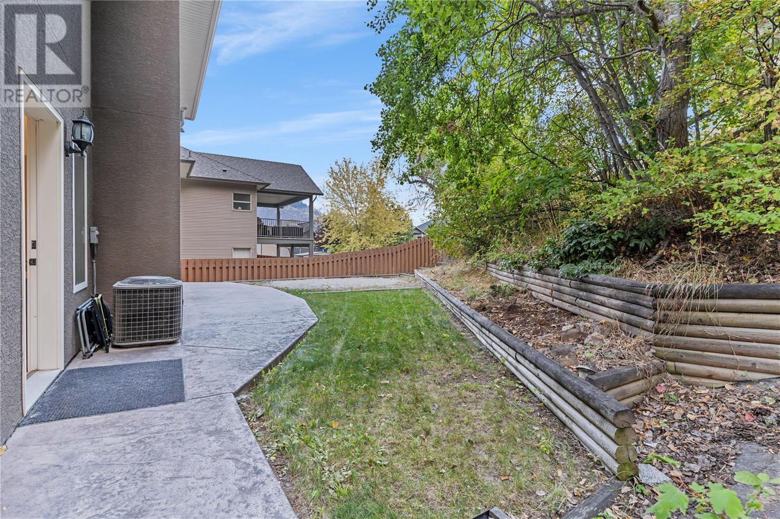 2160 Shelby Crescent