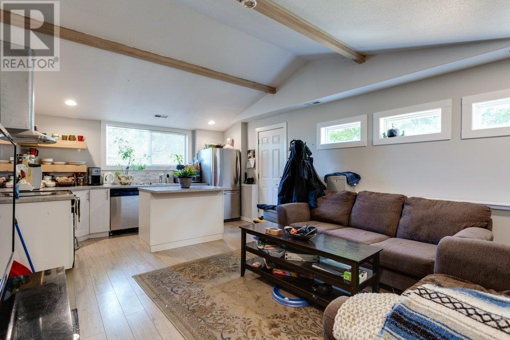 942 Mckay Road