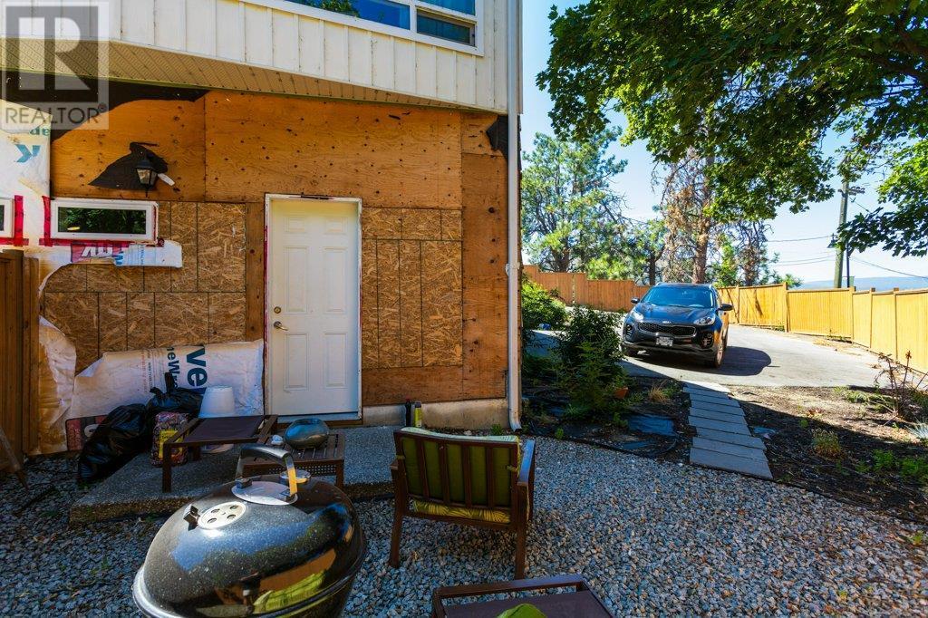 942 Mckay Road