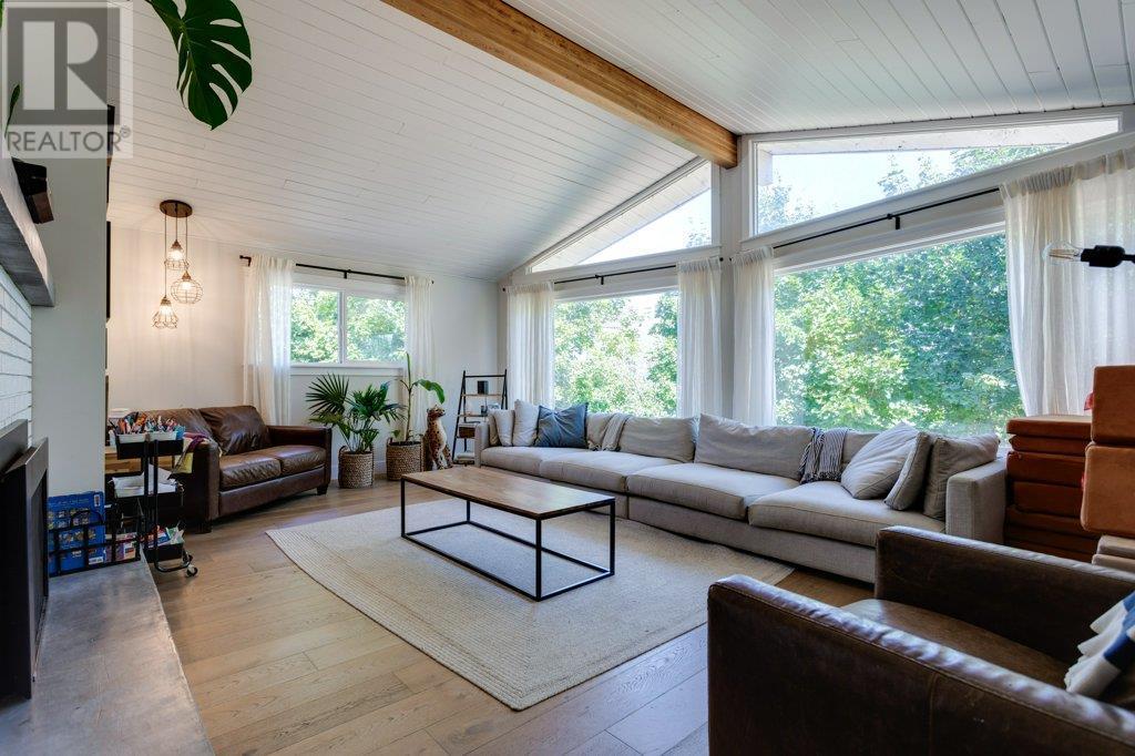 942 Mckay Road