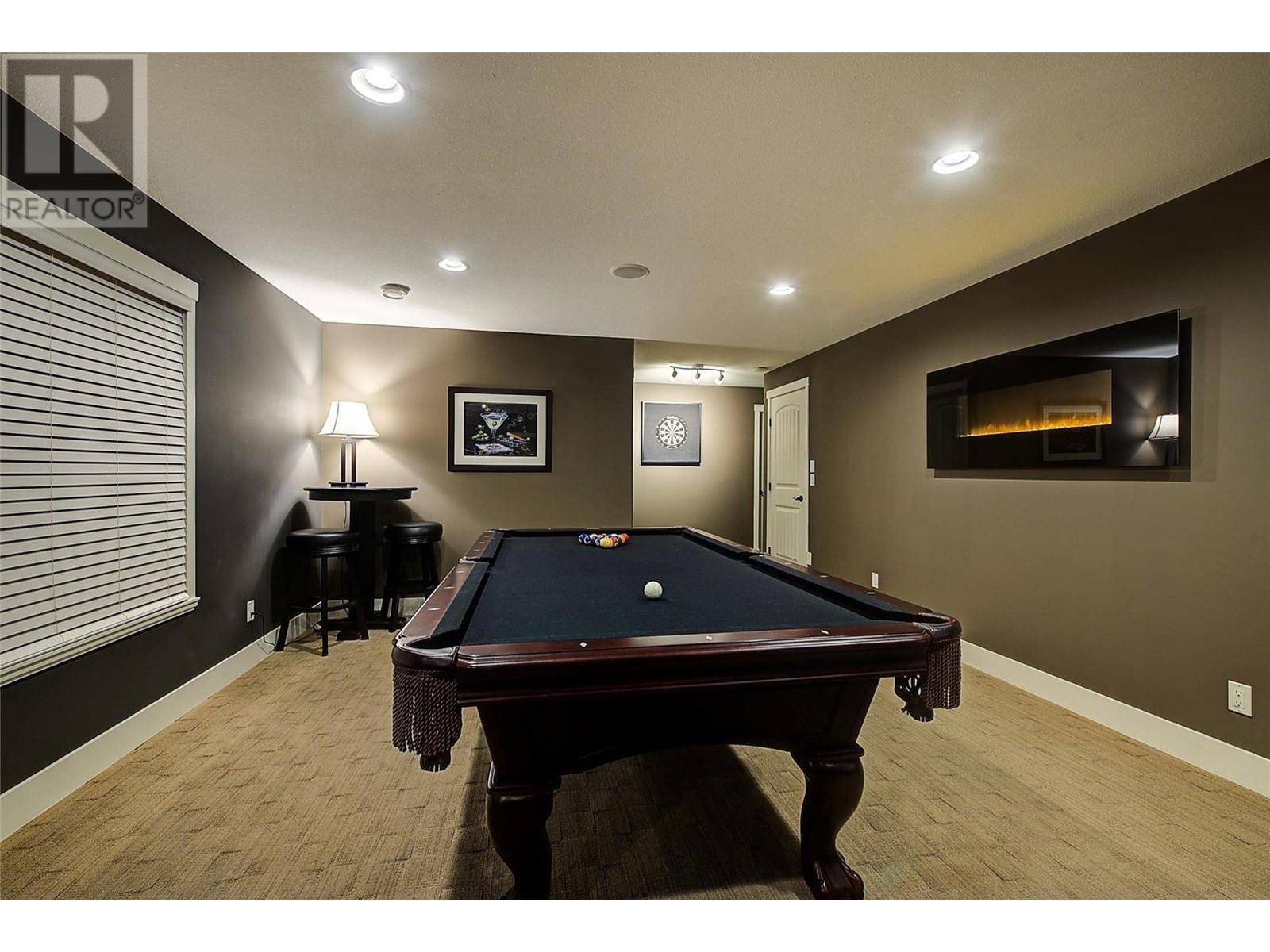 2411 Cobblestone Road