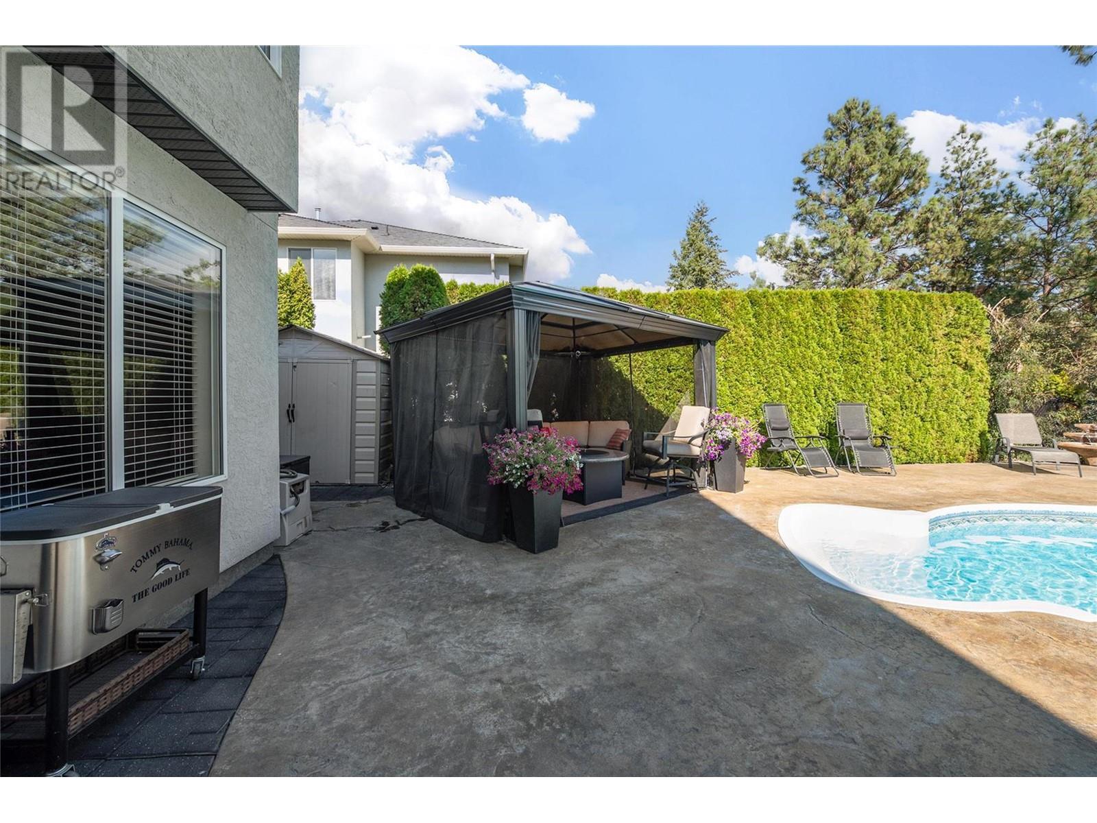 2411 Cobblestone Road