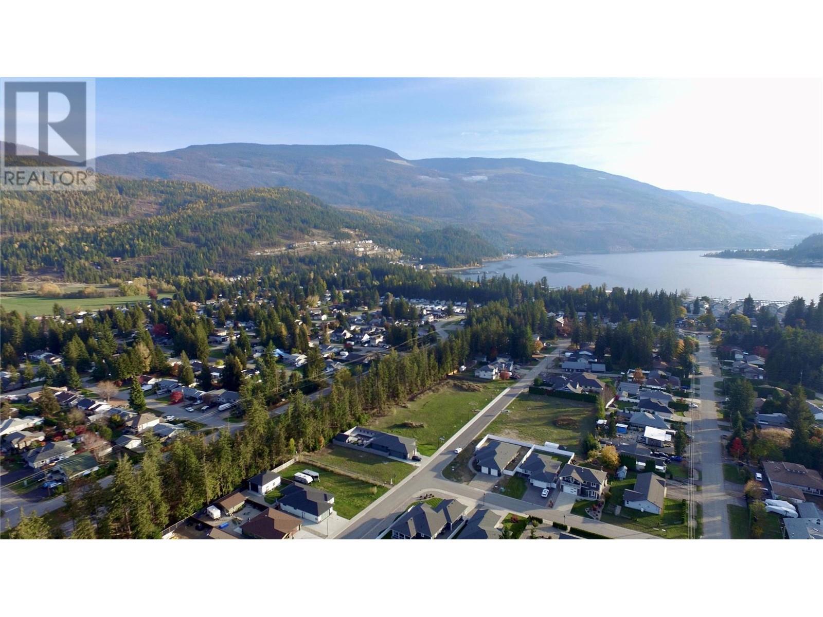 LOT 5 Hemlock South Crescent