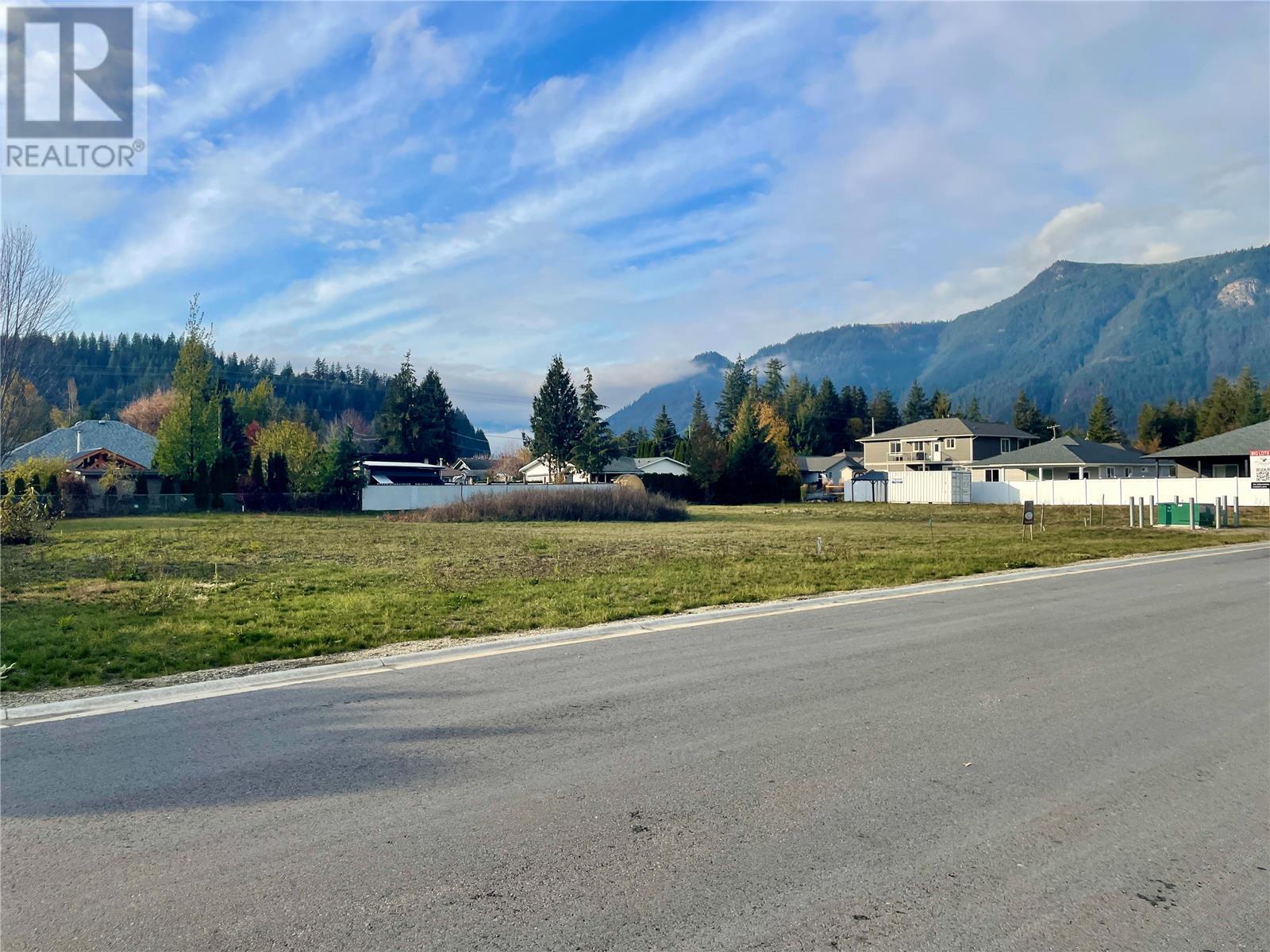 LOT 5 Hemlock South Crescent