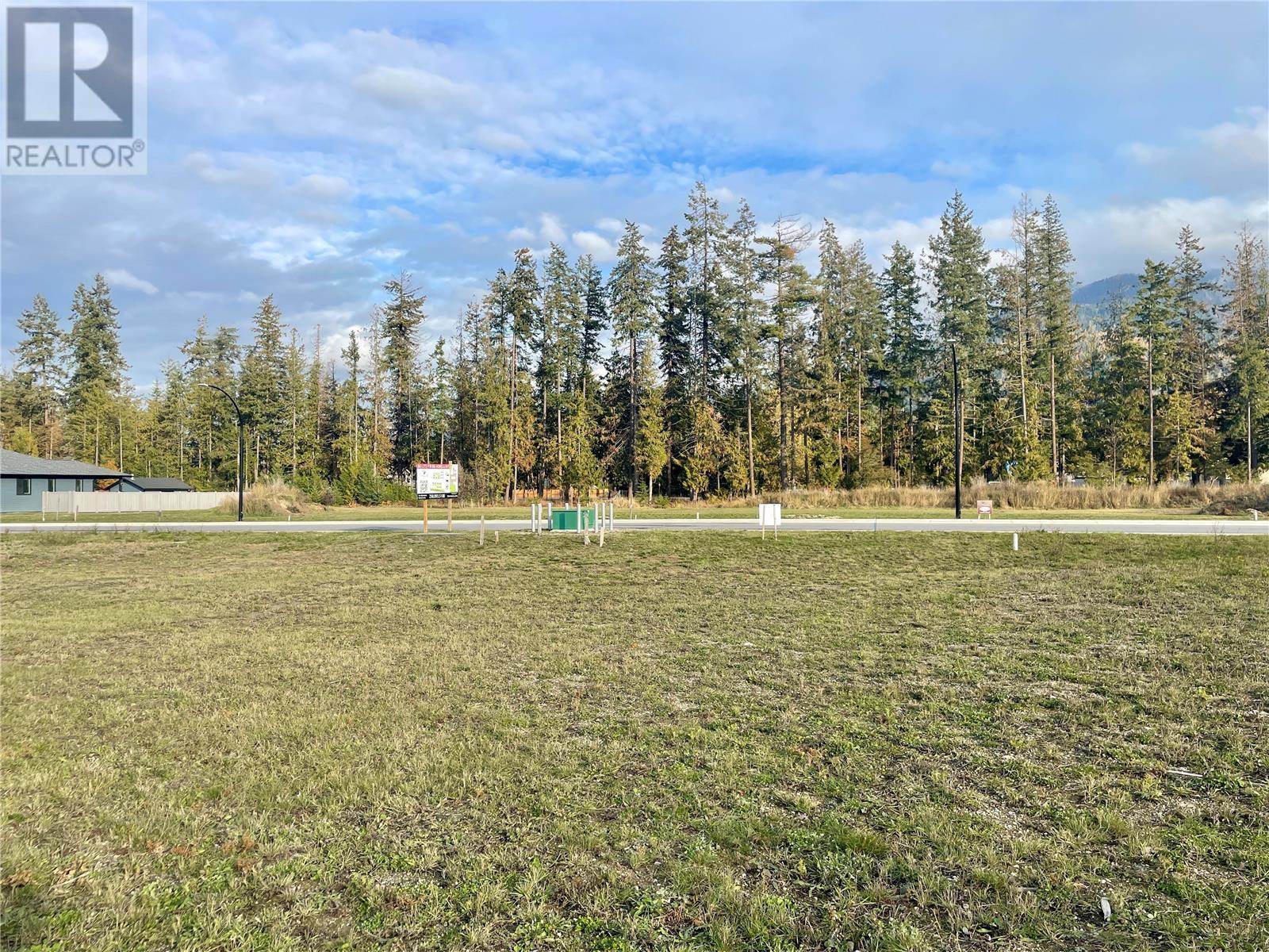 LOT 5 Hemlock South Crescent