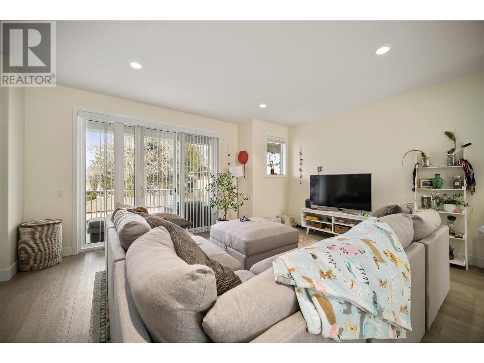 1275 Brookside Avenue Unit# 2, #2